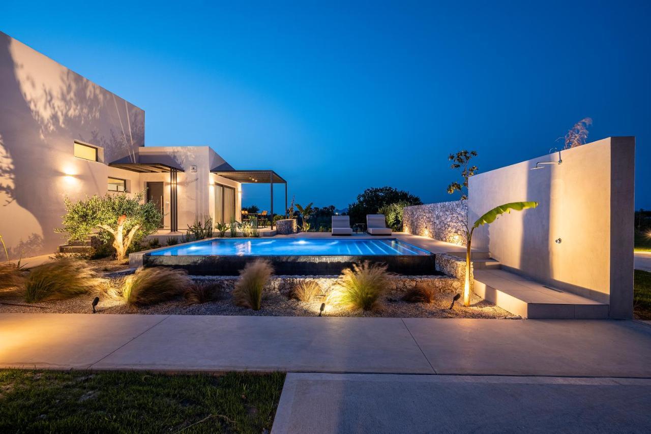Campo Premium Stay Private Pool Villas คอสทาวน์ ภายนอก รูปภาพ